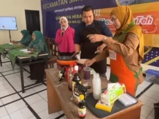 UMKM, TP PKK Simokerto Susun Program Kerja 2026 Sekaligus Gelar Cooking Class Bersama SHE RADIO