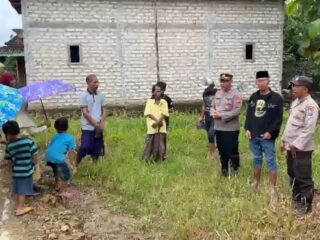 Polisi Tindaklanjuti Video Viral Sumur Bor Keluarkan Gas di Desa Planggaran Timur