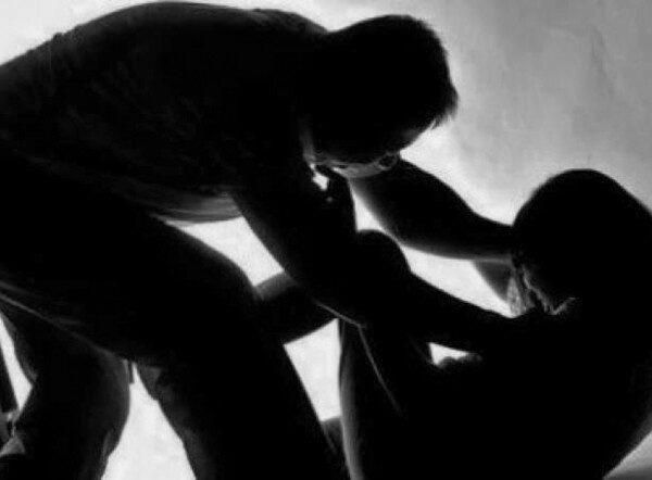PAMAN PERKOSA KEPONAKAN BERTAHUN-TAHUN, KORBAN BARU BERANI LAPOR USAI TRAUMA BERAT
